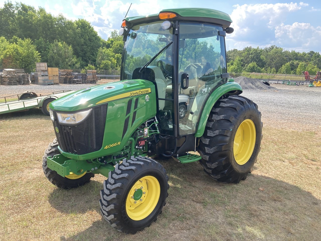 2016 John Deere 4066R Tractor - Compact Utility For Sale