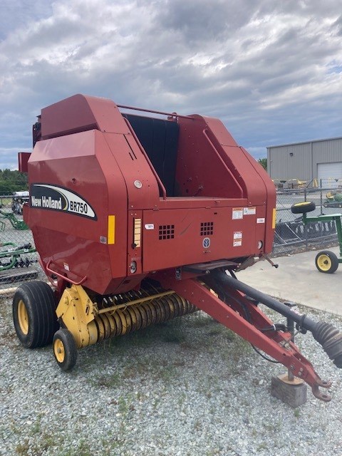 2003 New Holland BR750 Baler-Round For Sale