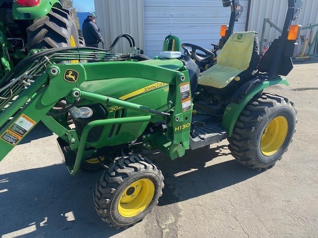 2014 John Deere 2025R Tractor - Compact Utility For Sale