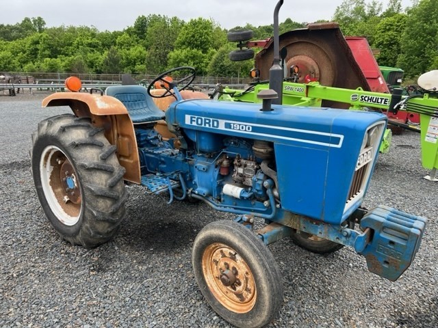 1983 Ford 1900 Tractor - Compact Utility For Sale