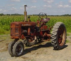 Tractor - Row Crop For Sale IH FARMALL 230 , 25 HP