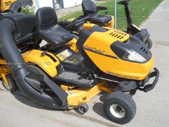 Cub Cadet I1046 Riding Mower For Sale At