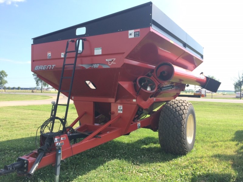 2007 Brent 780, 750 Bu, Light Pkg, 1000 PTO, 14" Auger Grain Cart For