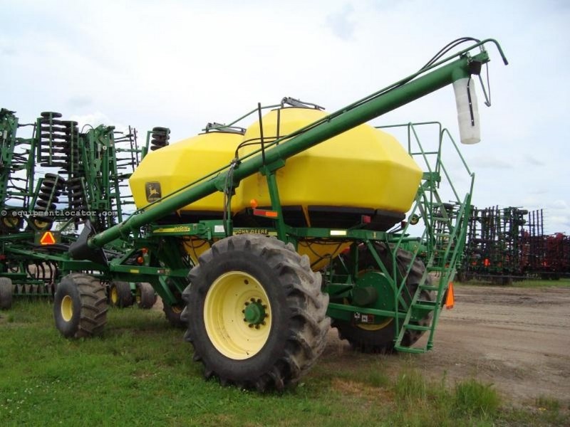 Photos of John Deere 1820, 60', All Row Blockage, Shank Type, 350 Bu Air Drill For Sale at Titan