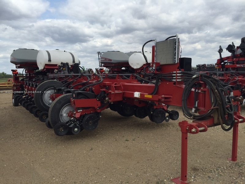 Photos of 2013 Case IH NEW Aged 1255, 24R30, Bulk fill, Fertilizer