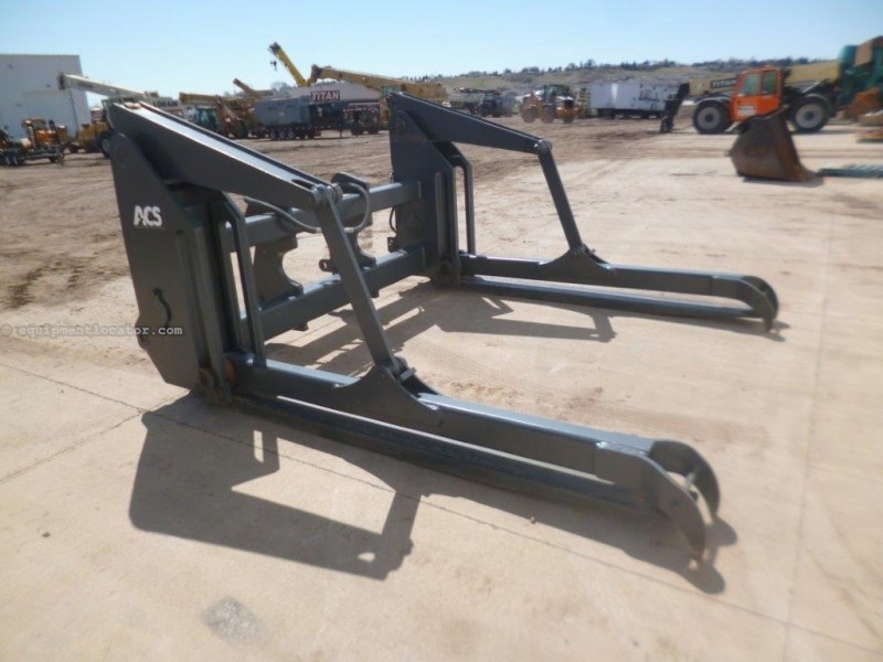 2011 ACS Industries NEW Aged 108" Vert Arm Pipe Forks, JRB Coupler