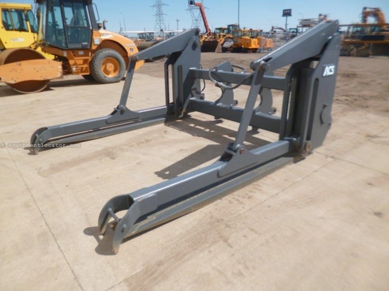 2011 ACS Industries NEW Aged 108" Vert Arm Pipe Forks, JRB Coupler