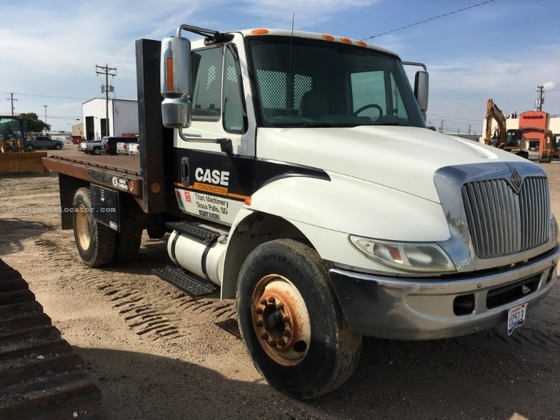 Photos of 2004 International 4400, Flatbed, single axle, w/pintle hitch Flatbed/Flatbed Dump For