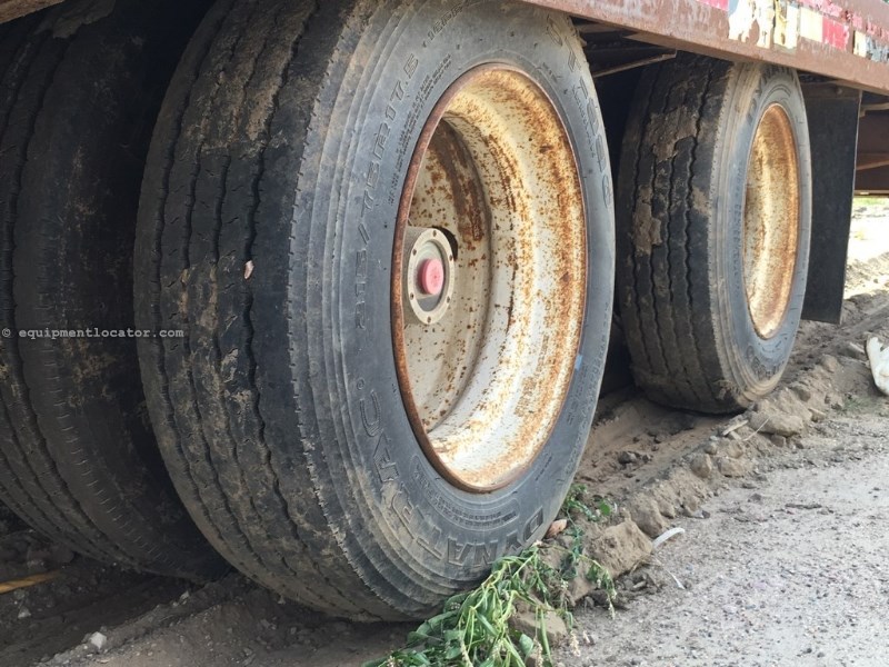 Photos of 2004 Interstate 40DLA, Pintle hitch, Flatbed Equipment