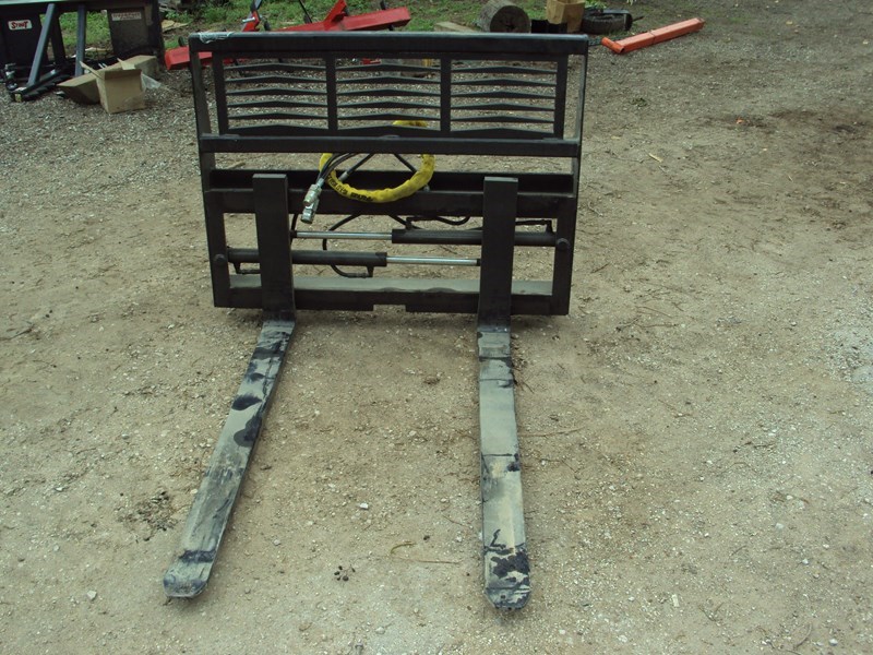 Other Skid Steer hydraulic Forks Attachments For Sale
