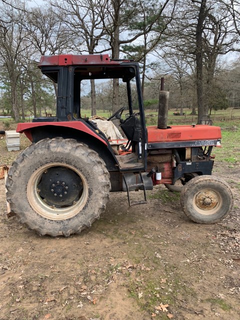 Case IH 585 Tractor For Sale