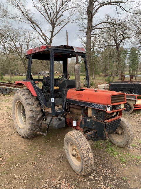 Case IH 585 Tractor For Sale