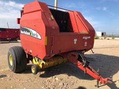 Baler-Round For Sale 2007 New Holland BR780A 