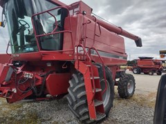 Combine For Sale 1998 Case IH 2188 