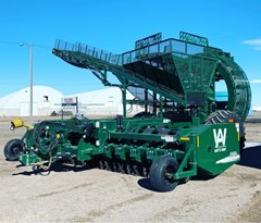 Sugar Beet Harvesters-Pull Type For Sale 2021 Arts Way 6812D 