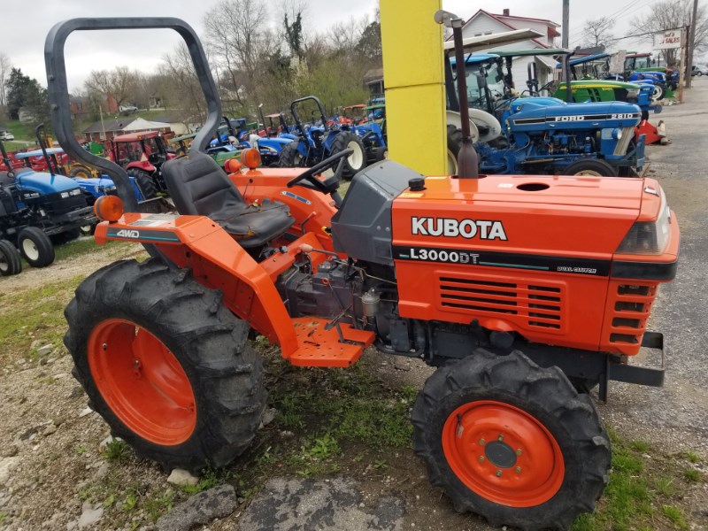 2001 Kubota L3000DT Tractor For Sale
