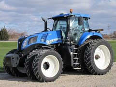 Tractor - Row Crop For Sale 2015 New Holland T8.410 , 410 HP