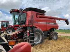Combine For Sale 2012 Case IH 7230 