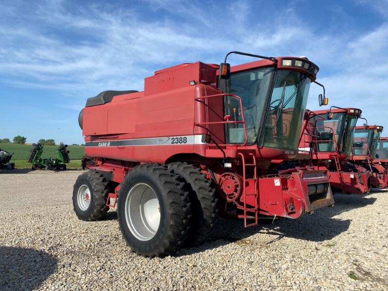 1999 Case IH 2388 Combine For Sale
