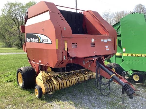 New Holland BR7080 Baler-Round For Sale