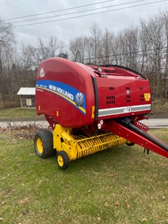 Baler-Round For Sale 2015 New Holland RB450S 