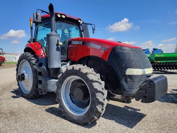 2017 Case IH MAGNUM 250 CVT Tractor For Sale