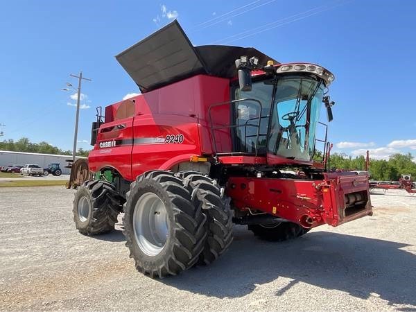 Case IH 9240 Combine For Sale