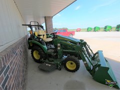 Tractor - Compact Utility For Sale 2021 John Deere 2025R 