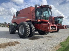 Combine For Sale 2010 Case IH 8120 