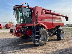Combine For Sale 2008 Case IH 7088 