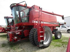 Combine For Sale 2005 Case IH 2388 , 280 HP