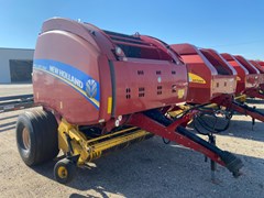 Baler-Round For Sale 2014 New Holland RB560 