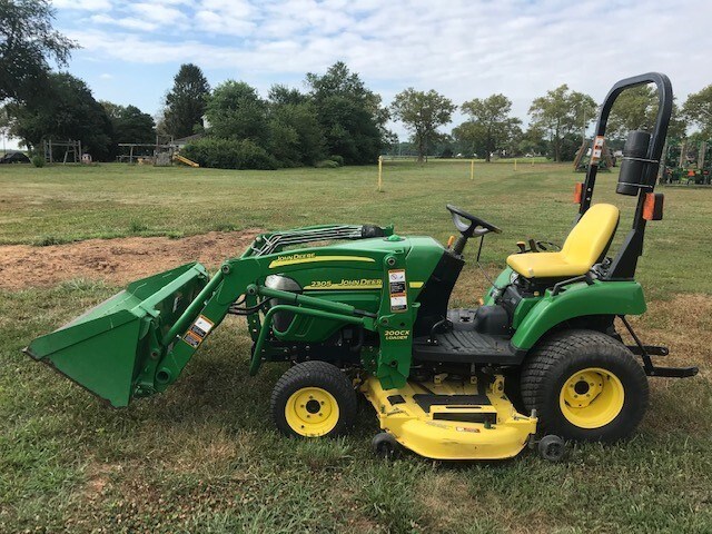 John Deere 2305 Tractor - Compact Utility For Sale