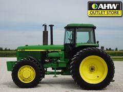 Tractor - Row Crop For Sale 1991 John Deere 4955 , 200 HP