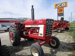 Tractor For Sale 1974 International 1066 