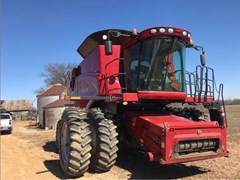 Combine For Sale 2011 Case IH 8120 