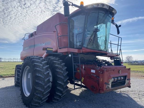 2015 Case IH 6140 Combine For Sale