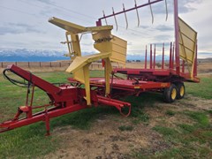 Bale Wagon-Pull Type For Sale 1983 New Holland 1037 
