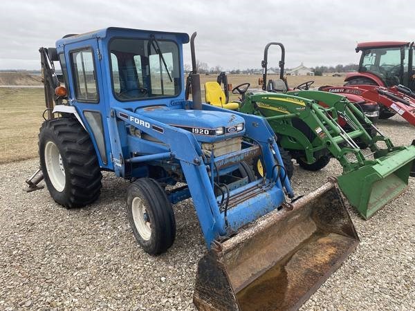1994 Ford 1920 Tractor For Sale