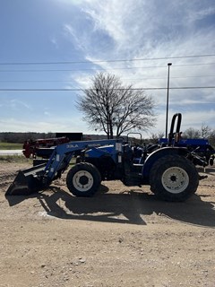 Tractor For Sale 2002 New Holland TN75S 