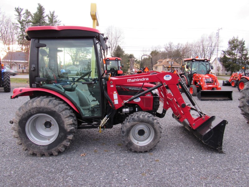  Mahindra 2638CL Tractor For Sale