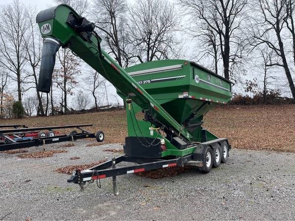 2003 J&M Manufacturing Co. Inc 375ST Seed Tender For Sale