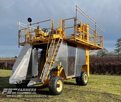 Berry Harvester-Self Propelled For Sale 2014 Oxbo International Corporation 7420 