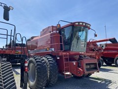 Combine For Sale 2002 Case IH 2388 