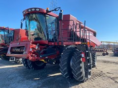 Combine For Sale 2012 Case IH 7120 