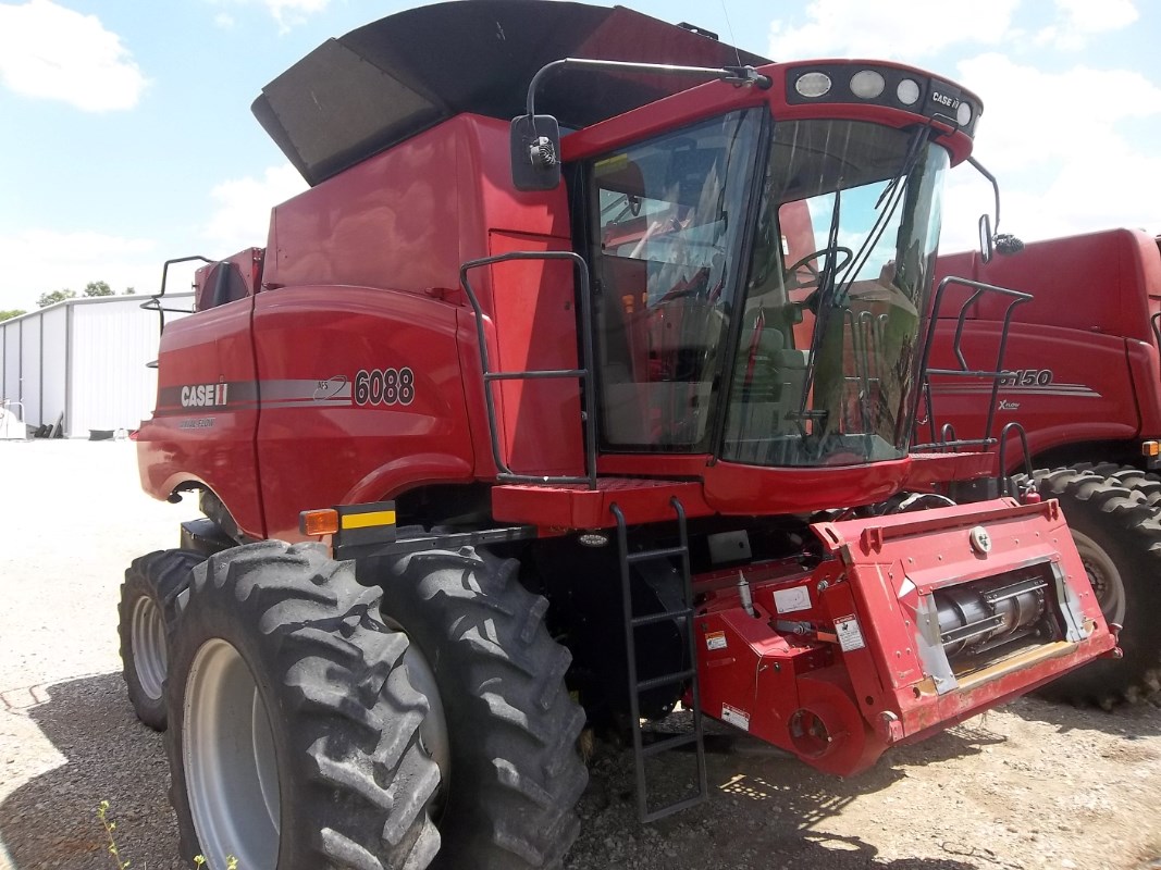 2011 Case IH 6088 Combine For Sale