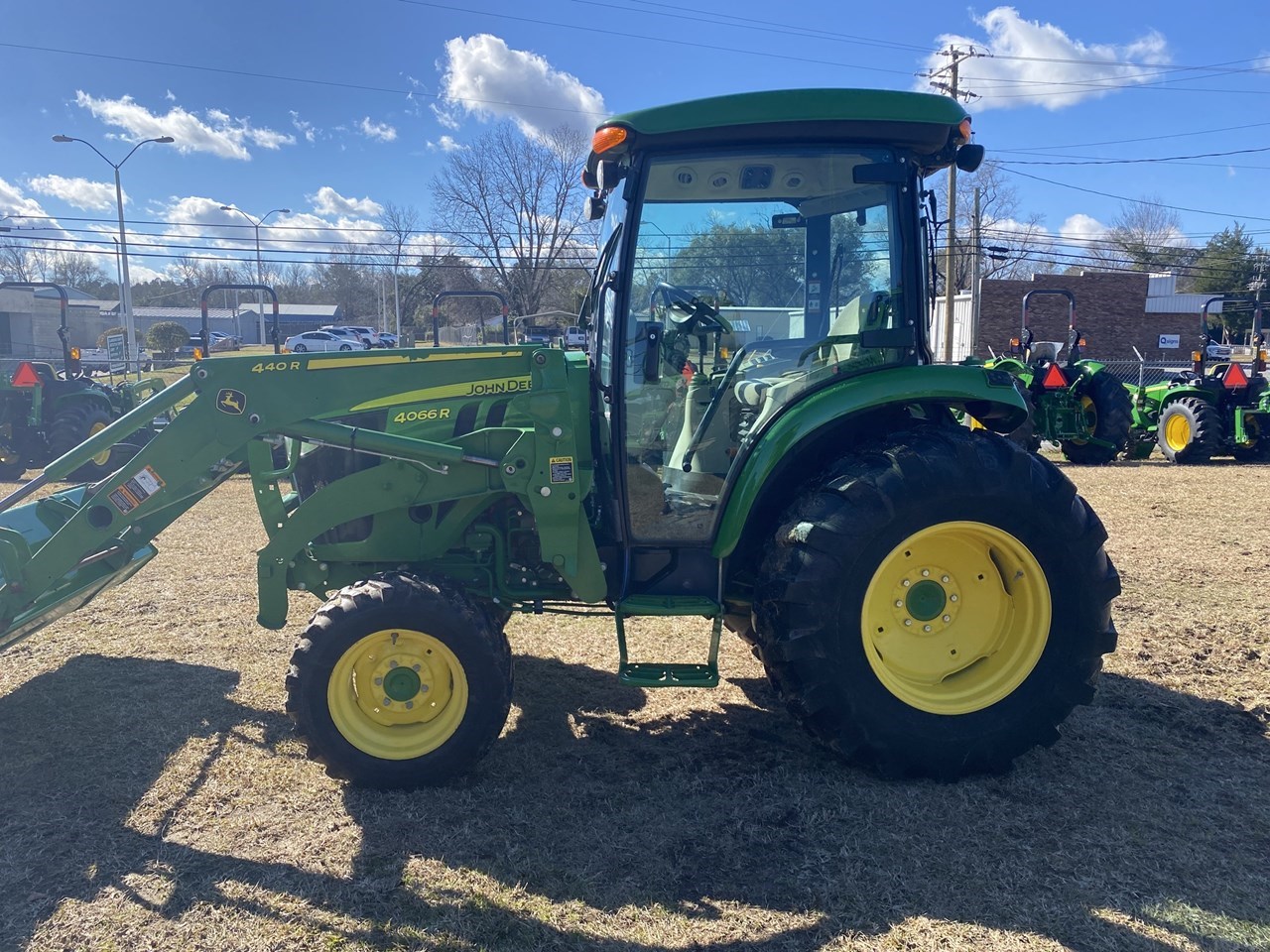 2019 John Deere 4066R Tractor - Compact Utility For Sale