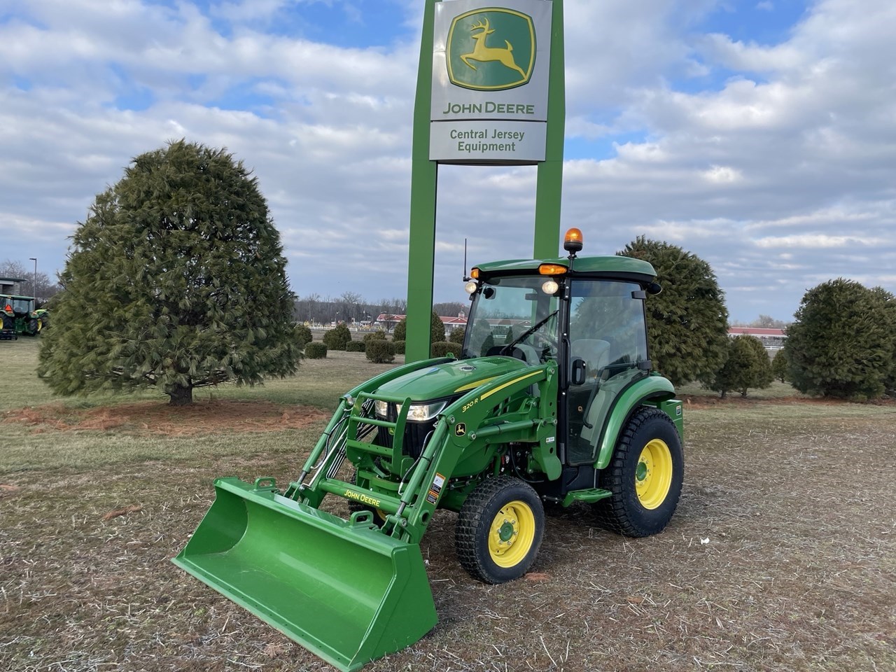 2019 John Deere 3046R Tractor - Compact Utility For Sale