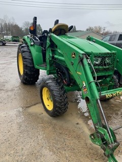 Tractor - Compact Utility For Sale 2015 John Deere 4052R 