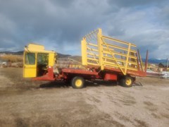 Bale Wagon-Self Propelled For Sale 1976 New Holland S1049 